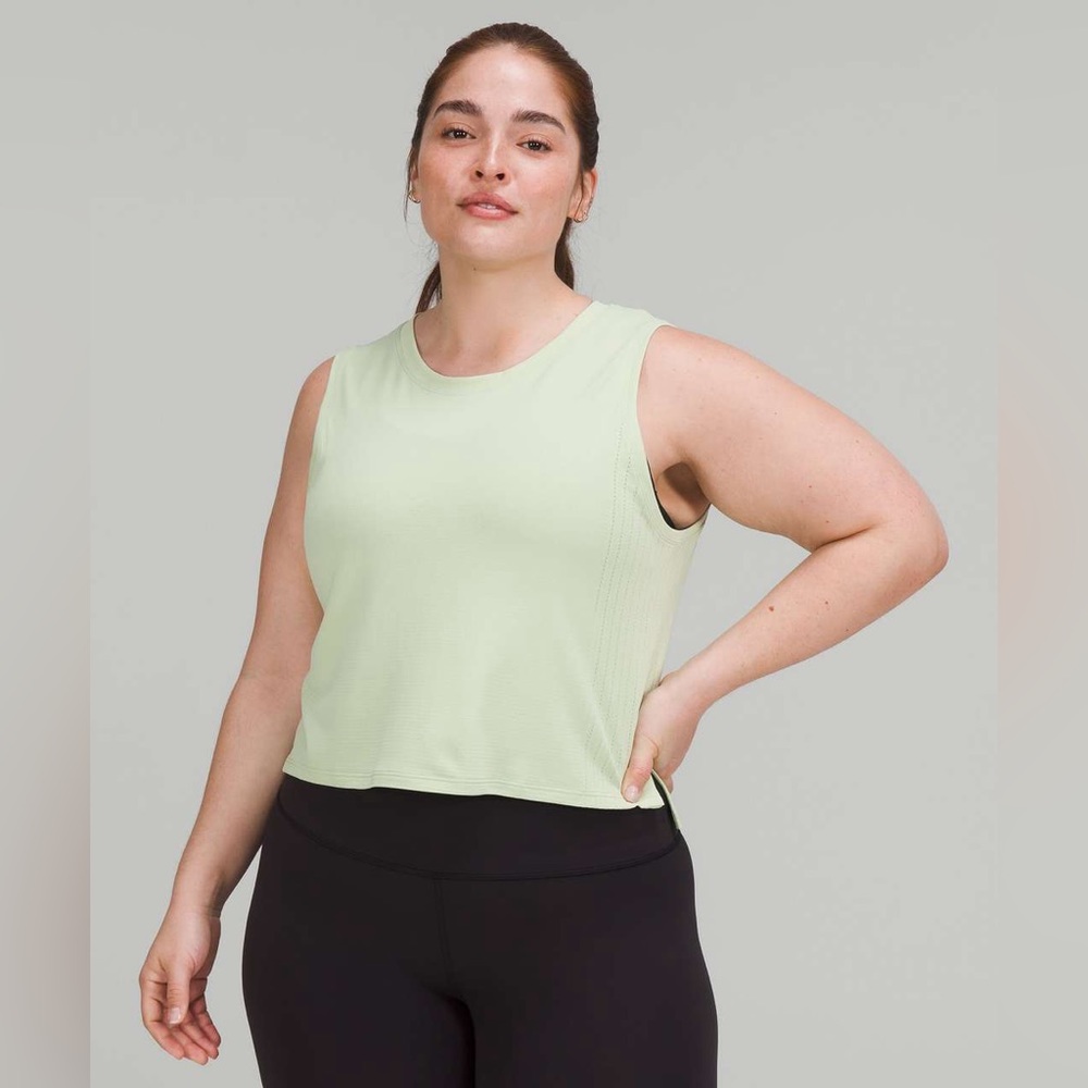 Lululemon Train to Be Tank size 8 Creamy Mint CRMM